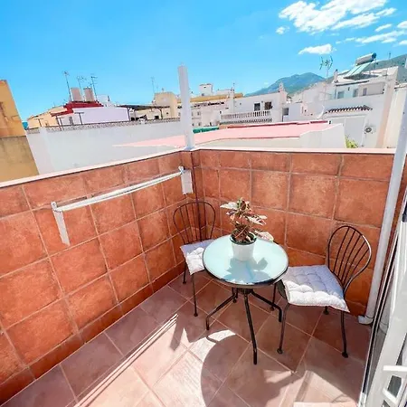 Apartment Cozy Flat With Terrace Torremolinos