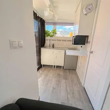 Cozy Flat With Terrace Apartman *